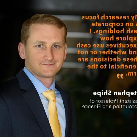 Stephan Shipe, 主要研究会计与金融助理教授